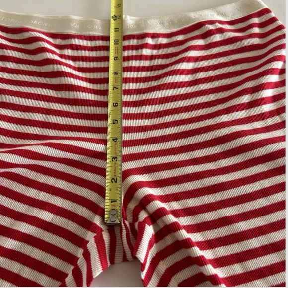 New Victoria’s Secret XL Stretch Thermal Pajama Set Candy Cane Stripe Red White - Picture 11 of 13